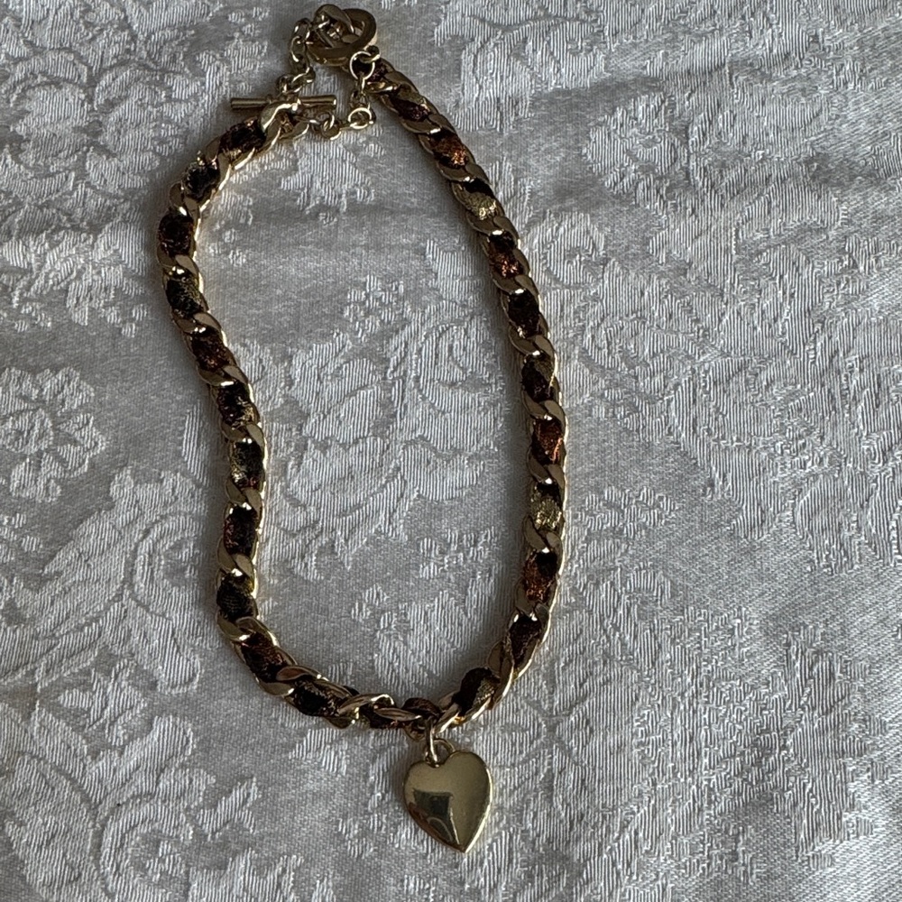 Chain link Gold and Brown Heart Pendant necklace - Picture 3 of 3